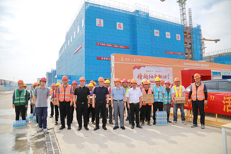 1689834562134435.jpg 7(封面).jpg